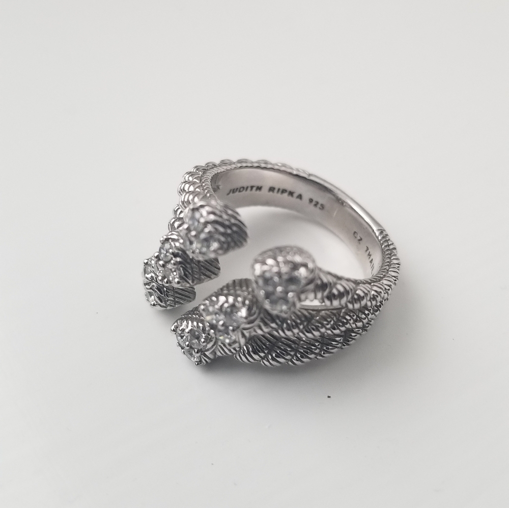 Judith Ripka sterling silver ring